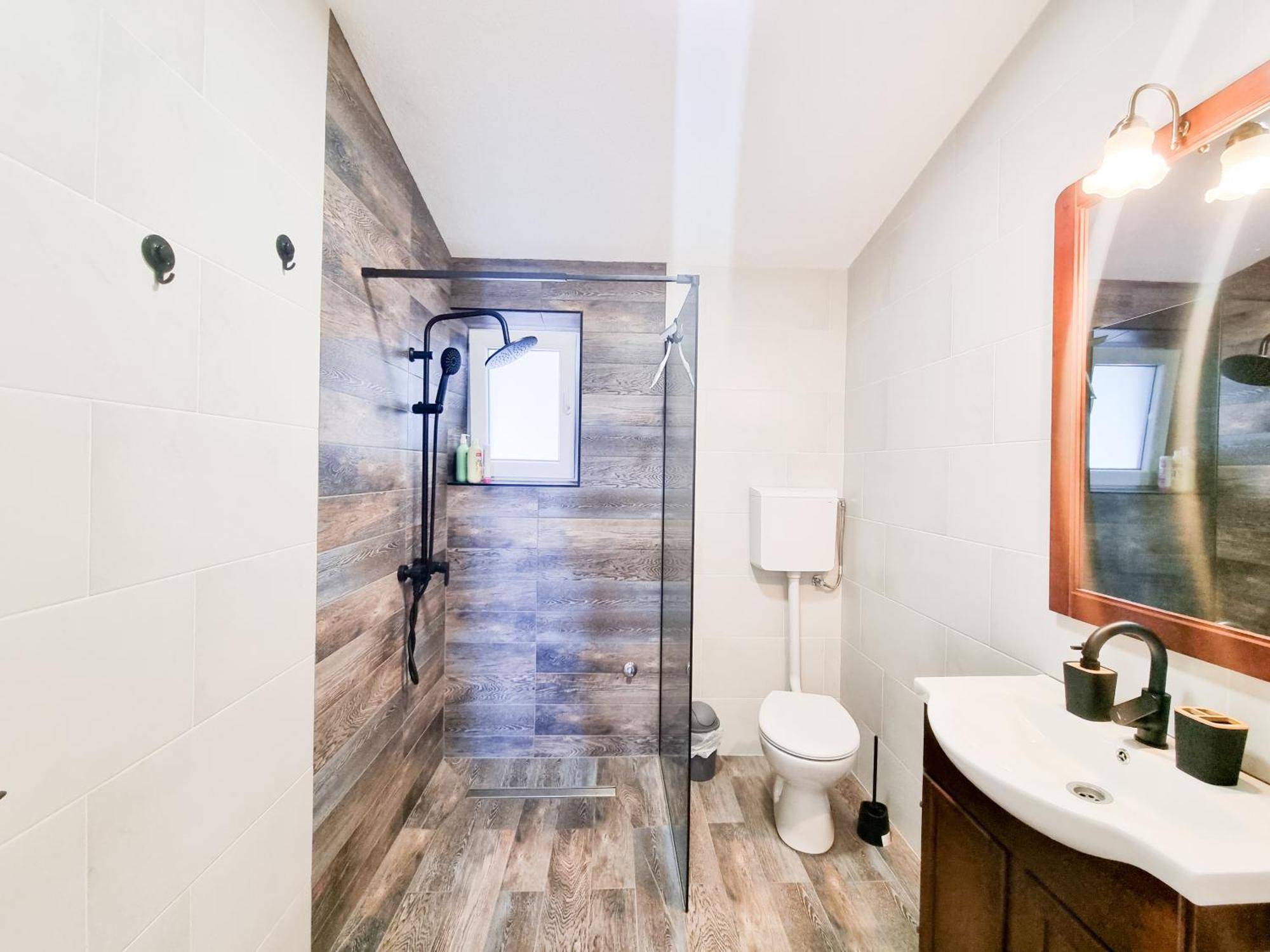 Apartmani 1 Pinezici Luaran gambar