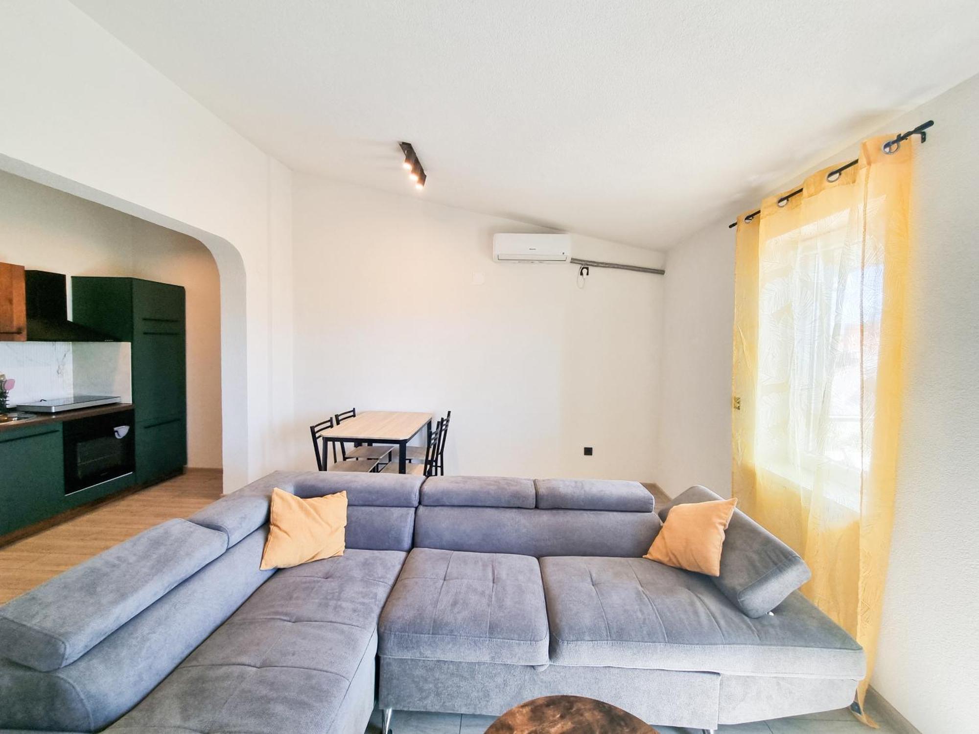 Apartmani 1 Pinezici Luaran gambar
