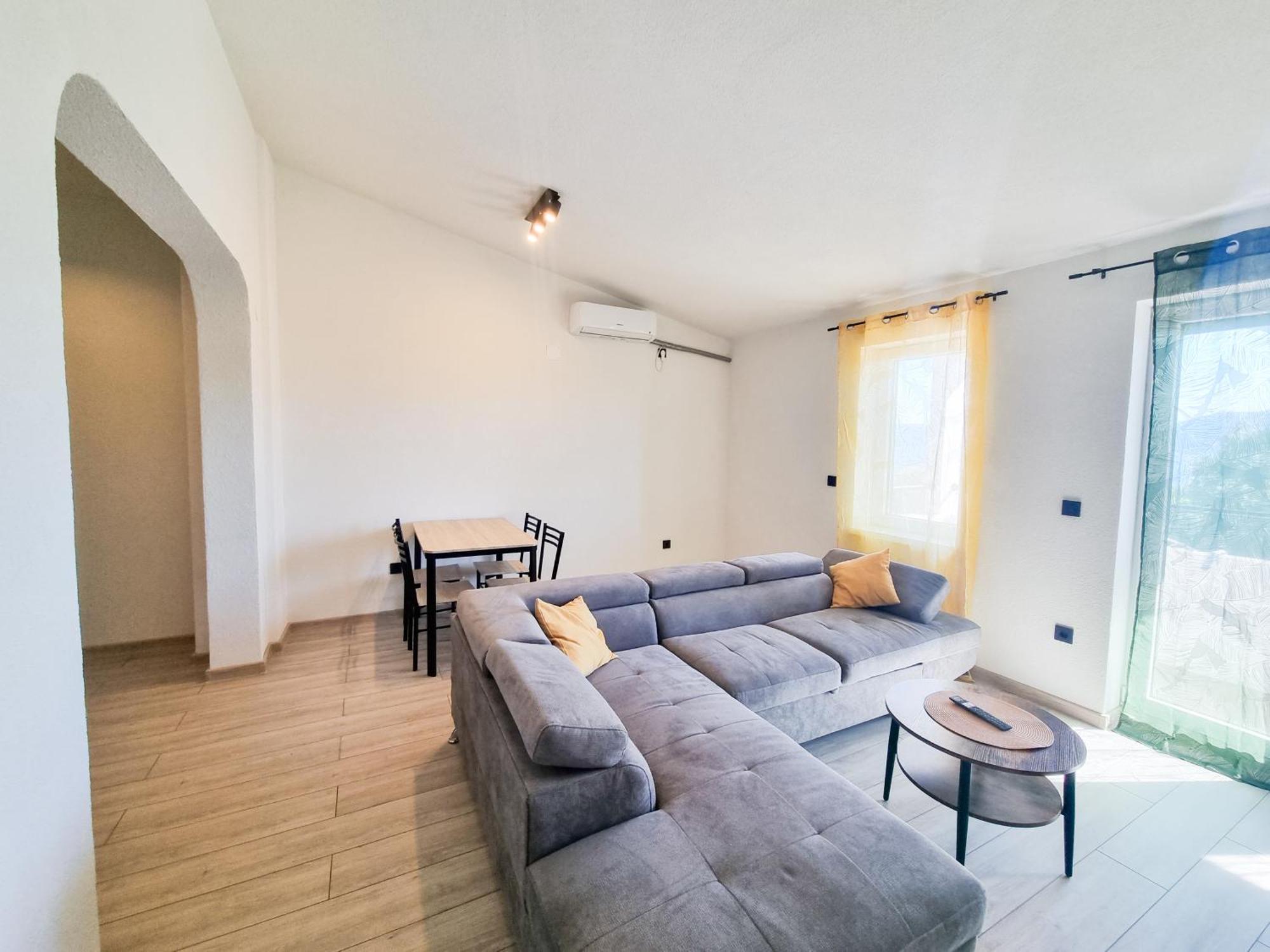 Apartmani 1 Pinezici Luaran gambar