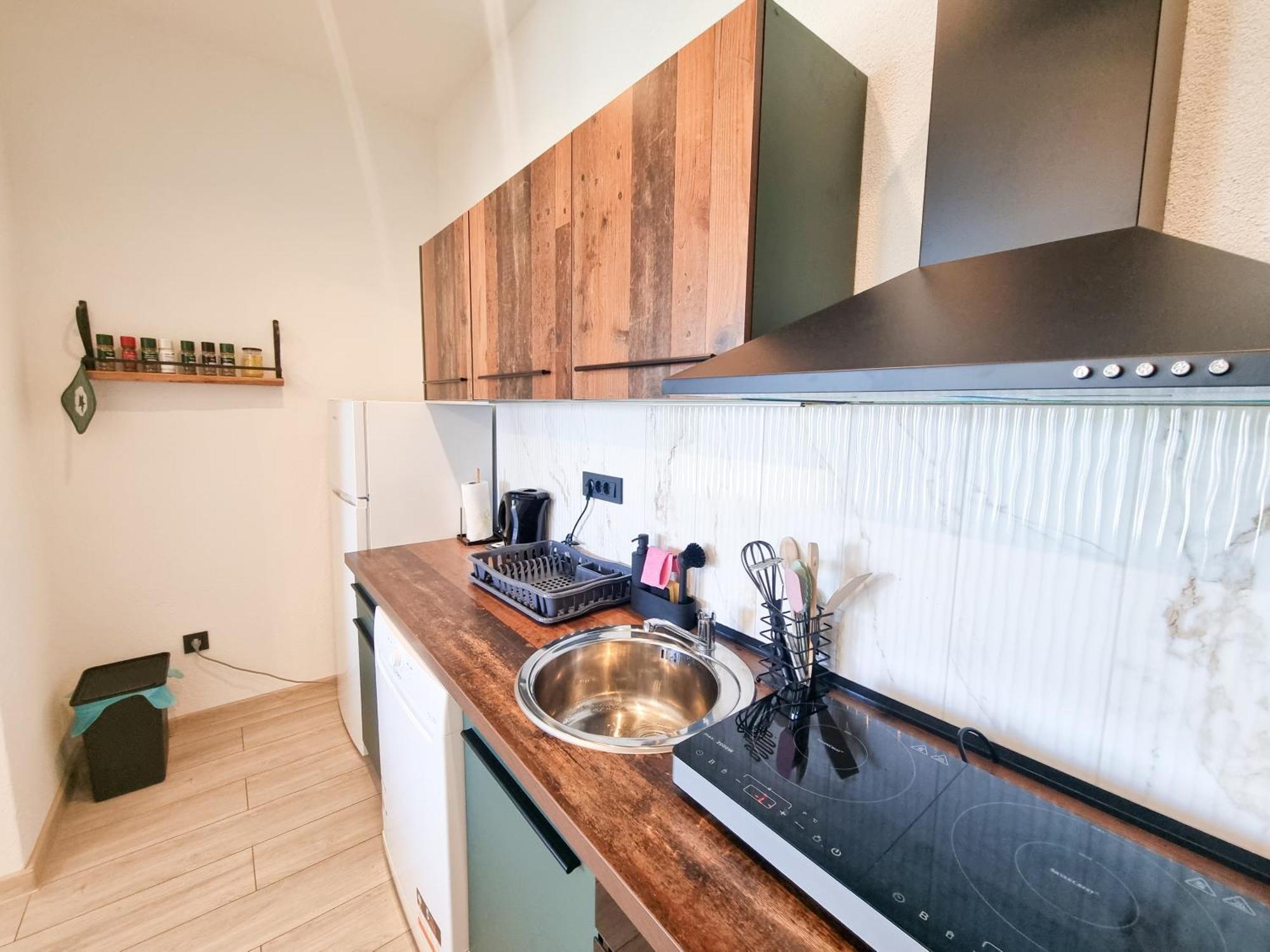 Apartmani 1 Pinezici Luaran gambar