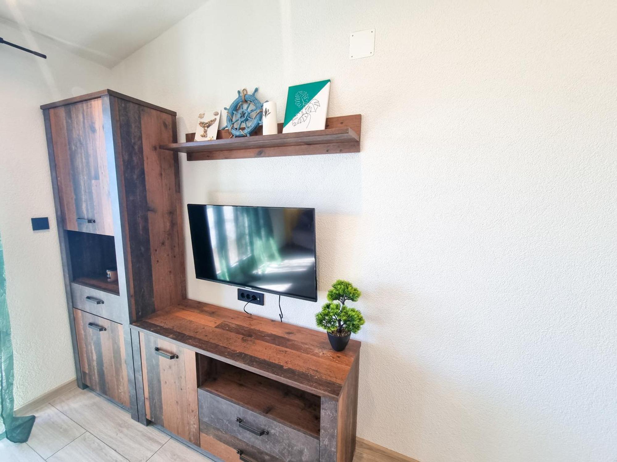 Apartmani 1 Pinezici Luaran gambar